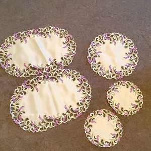 Table/dresser dollies